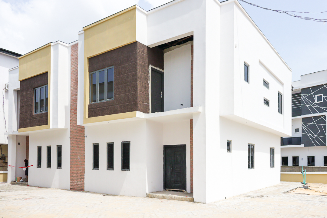 pacific court, okun ajah